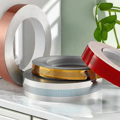 لفة الألومنيوم الخفيفة الجانبية للكتاب القناة ثقب لفة الألومنيوم المسطحة تشينارون