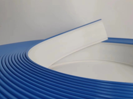قابلة للتخصيص J Type Trim Cap Rolls Hand Bend اللون الأزرق القفص المعدل من الألومنيوم